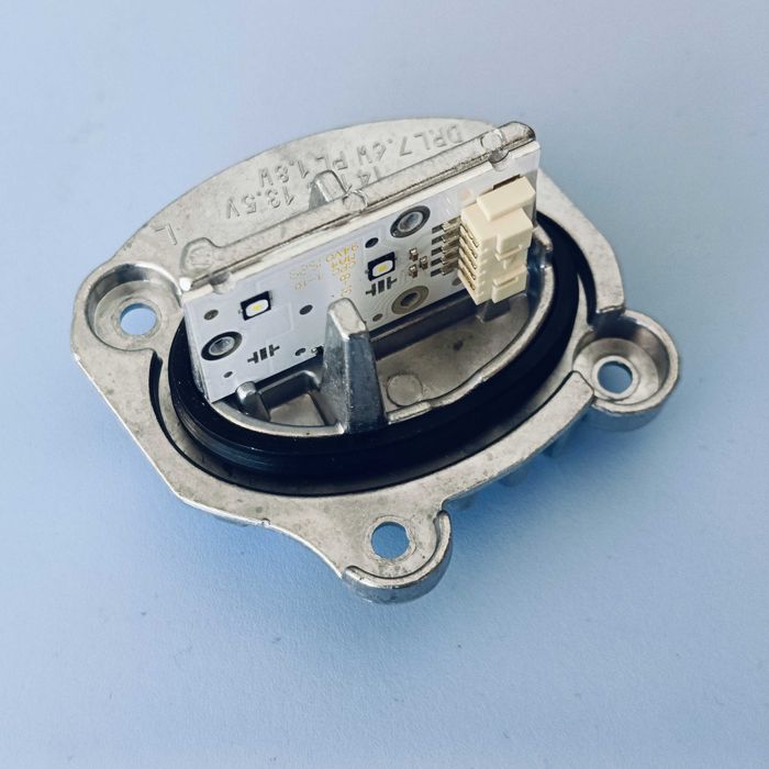 Баласт модул дневни светлини Angel Eyes BMW F22 F23 LCI