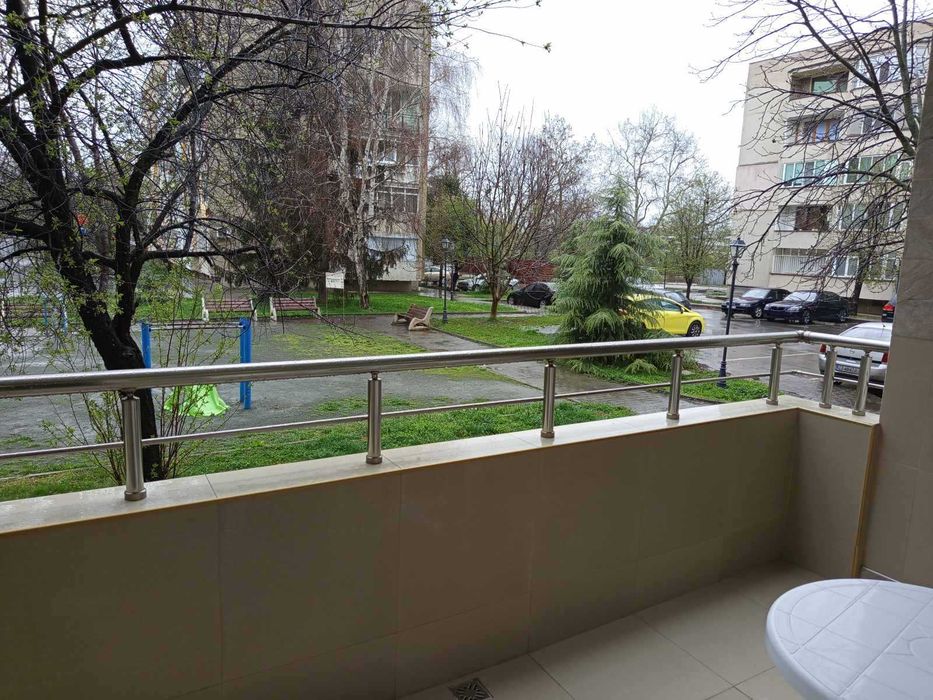 Апартамент с 2 спални и паркомясто в кв. Васил Левски, Казанлък | 100 кв.м.