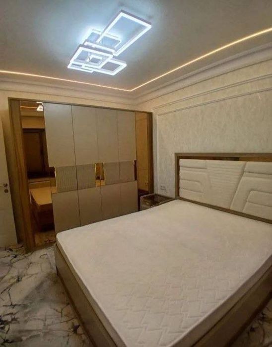 Сдаётся квартира центр Самарканд адрес аэропорт на второй этаж