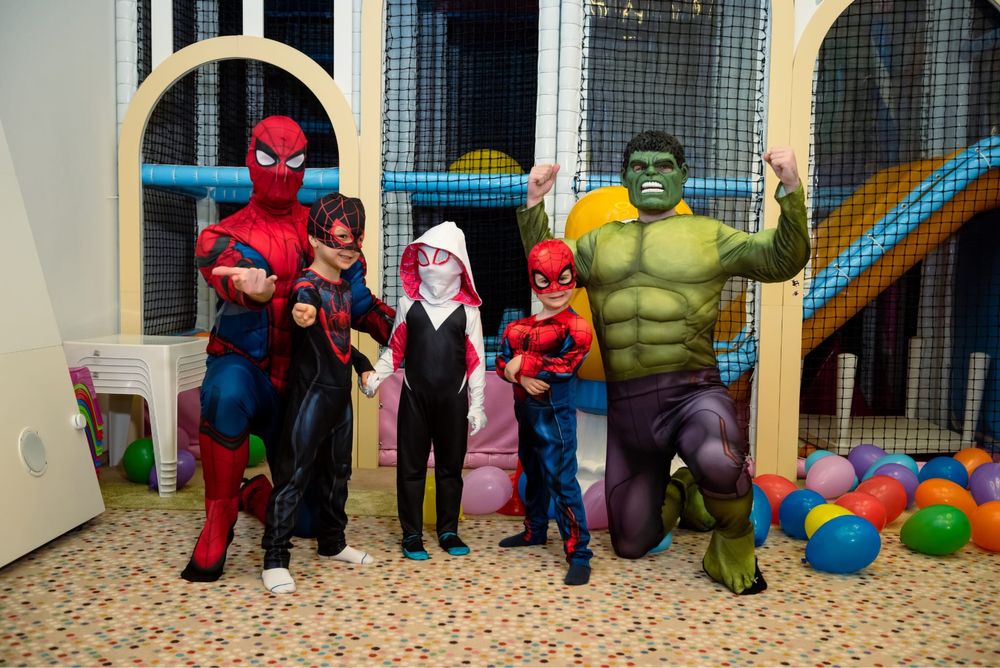 Animatori petreceri copii si Magician