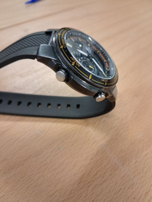 Часовник Casio EFA-131