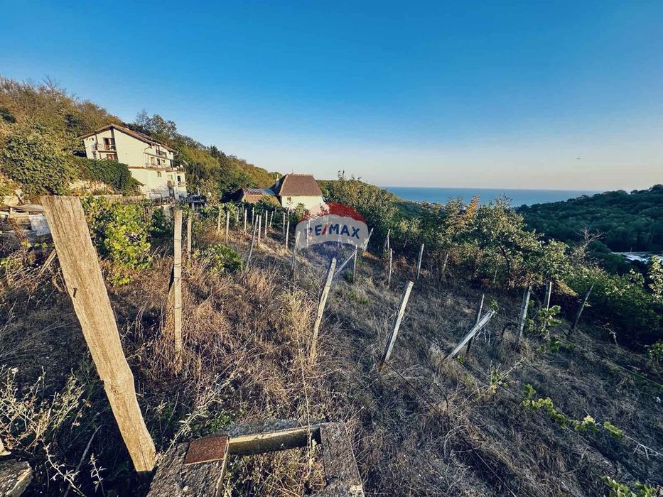Парцел с морска гледка и потенциал за продажба или бизнес развитие, г