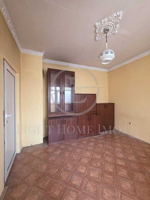 Реф. 3597 Апартамент с Три Отделни Спални / Кючук Париж