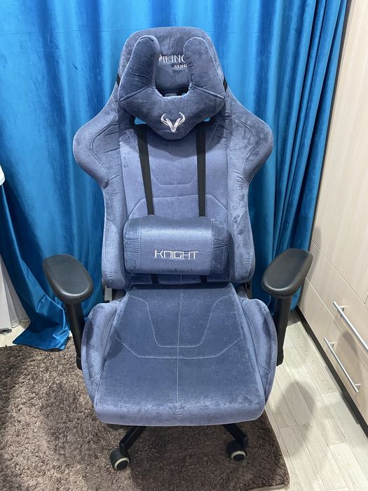 Продам компьютерное кресло игровое
