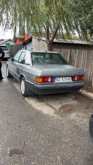 Vand mercedes 190e 2.0 Benzina