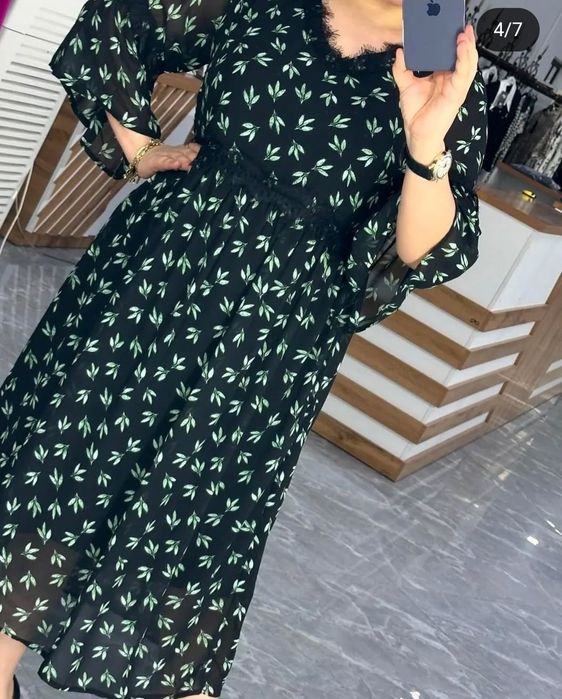 Продам новые платья