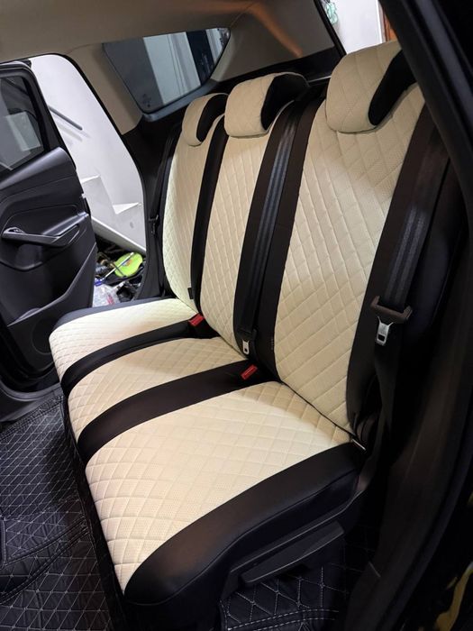 Huse auto dedicate pentru masina ta