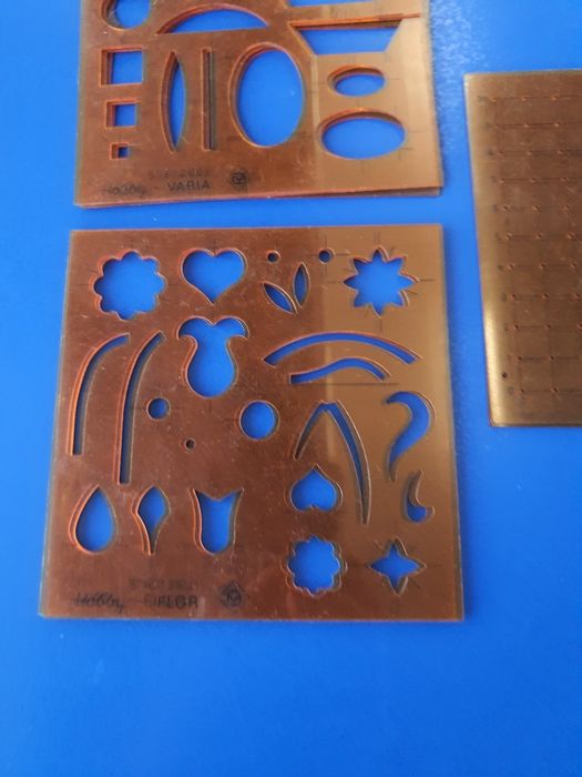 Sablon desen diverse forme (florale si geometrice) portocaliu