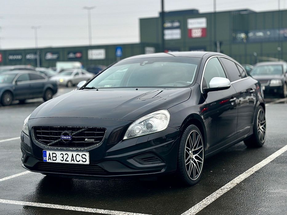 Volvo S60 Volvo s60 D5 Rdesign AWD (4x4) 2.4D Automat 215cp