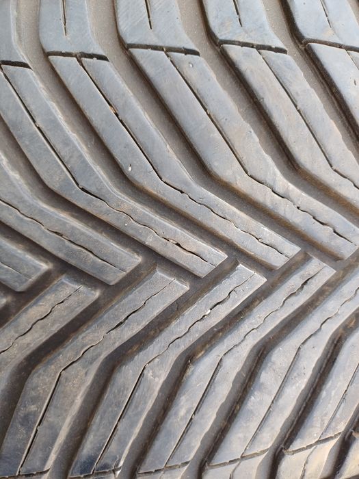 Гуми 215/60/16 Мишелин