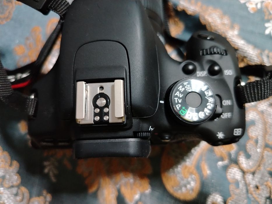 Фотоаппарат CANON EOS 600D