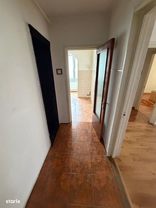 Apartament 2 camere decomandat, Grivitei