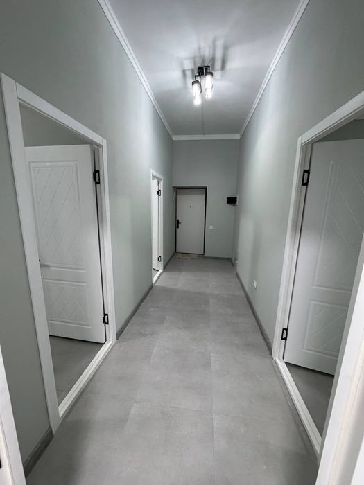 Аренда офиса на улице Мухтумкули цокольный этаж 75 кв