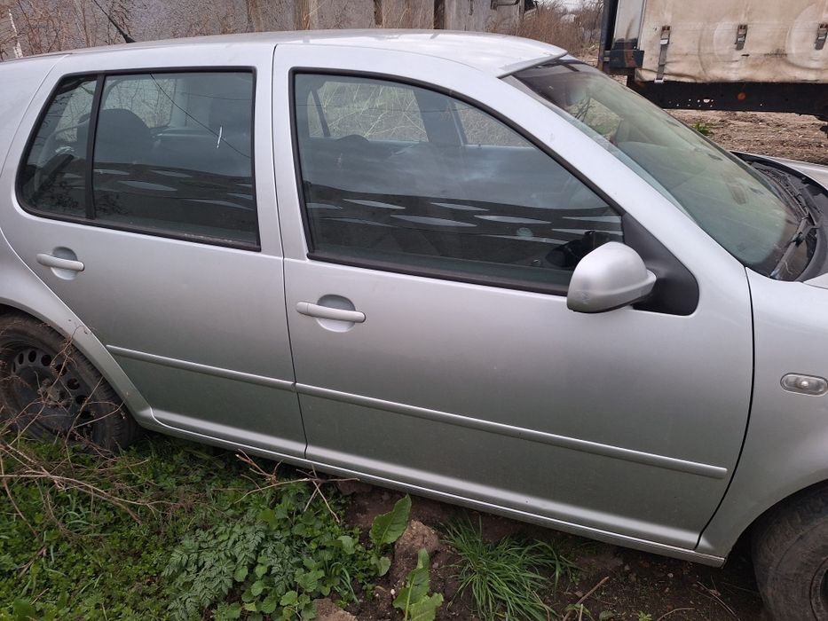 Bara  spate  capota usi scaune vw golf 4 la7w
