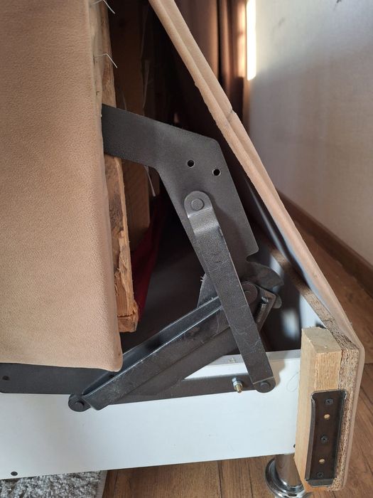 Ремонт мебели кровати