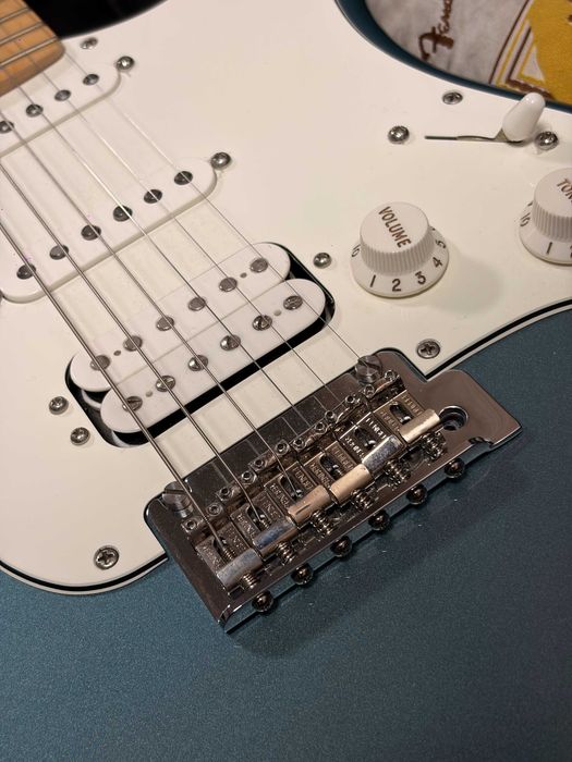 Электрогитара Fender Player Stratocaster HSS MIM, Mexico