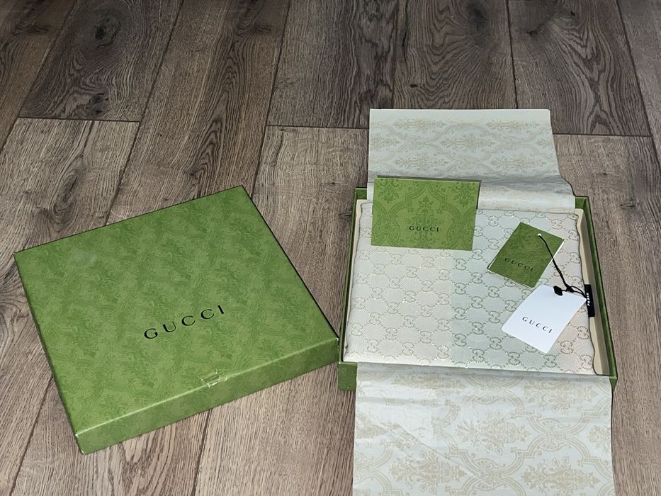 Жаккардовая шаль Gucci