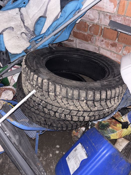 Продам резину на 16