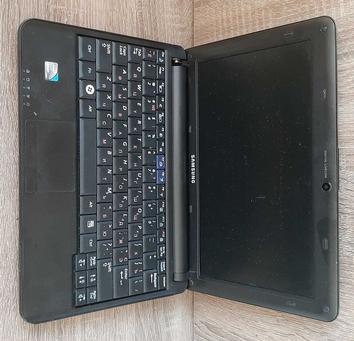 Нетбук Samsung N130