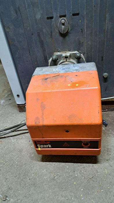 Продам дизельную печь отопления