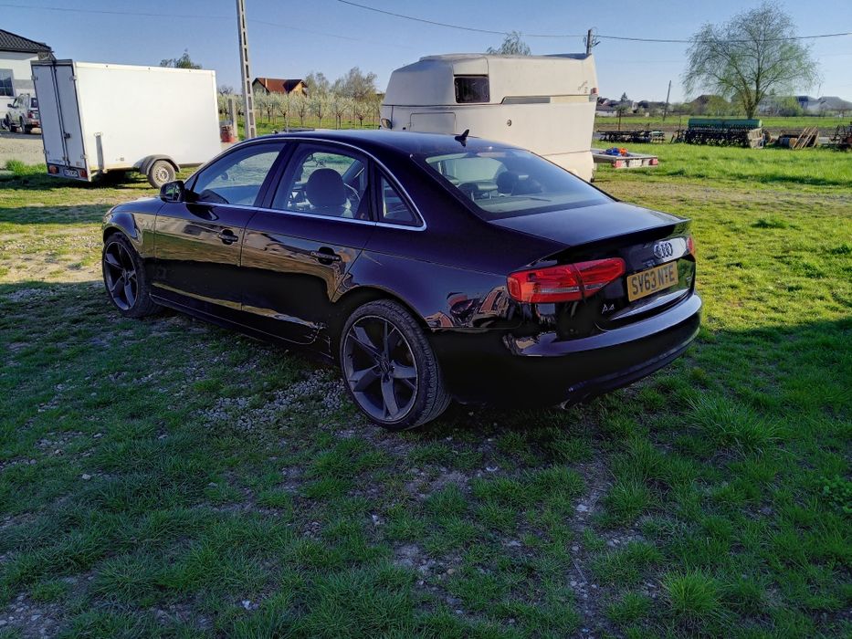 Vând piese Audi A4