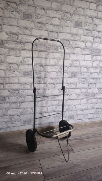 Хозяйственные тележки на колесах для перевозки грузов