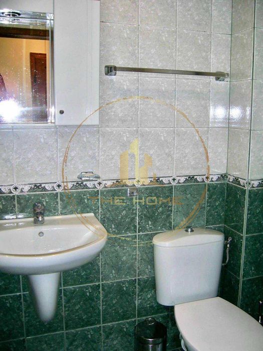 Атрактивен 2 стаен Лятно Кино