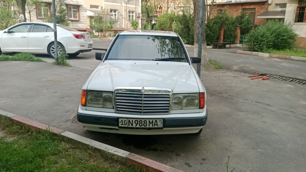 Мерседес W124 Е230