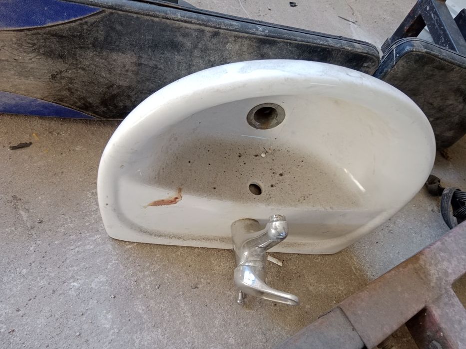 Продам умывальник