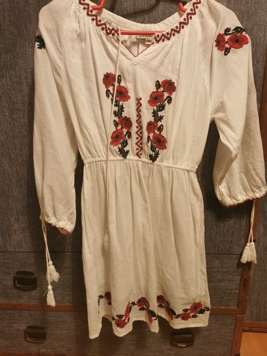 Rochie tradițională fetițe