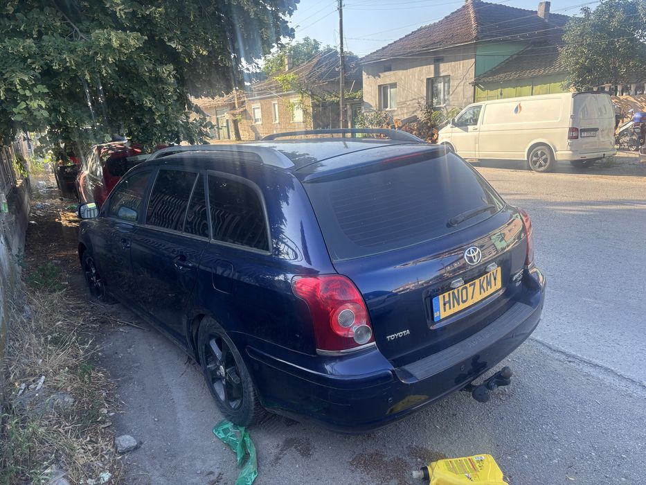 Toyota avensis на части