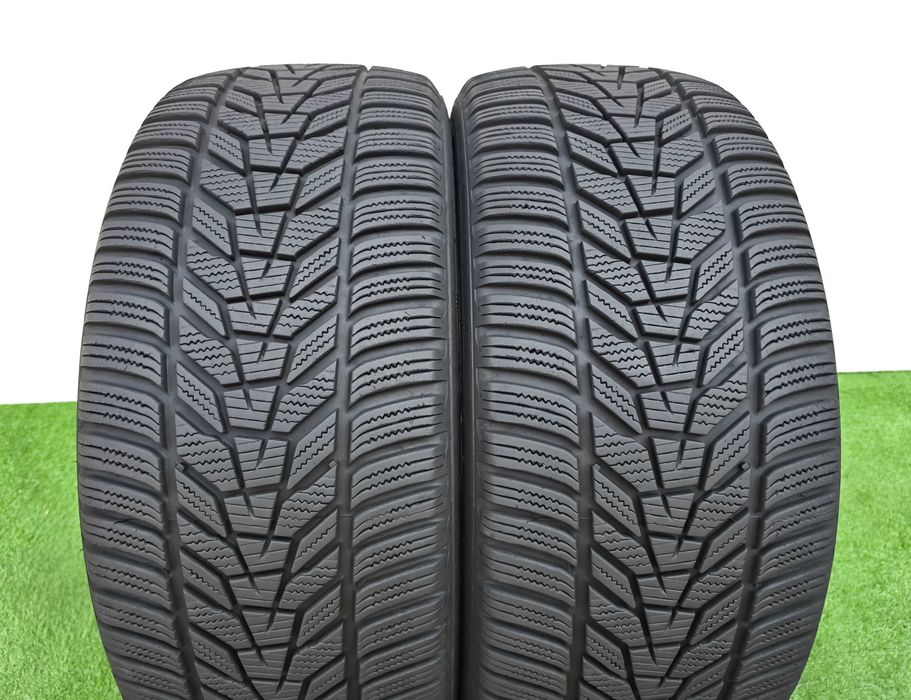2бр. 235/45/18 HANKOOK Winter ICept evo3- зимни