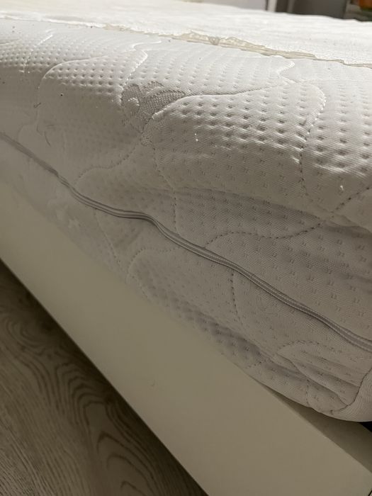 Двухспальная кровать сатылады