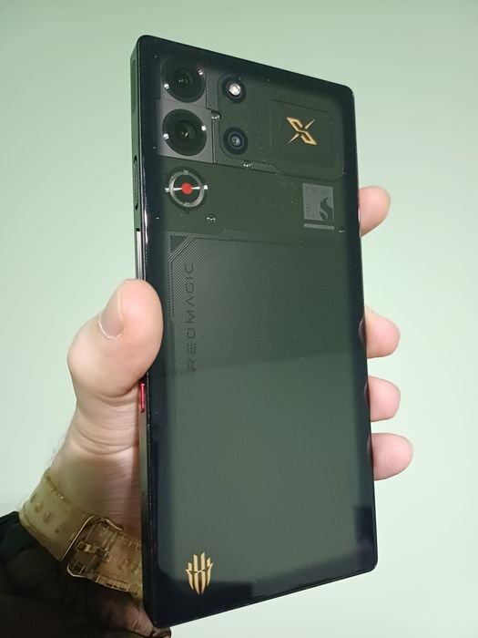 Telefon RedMagic 10S Pro 512GB/16GB RAM