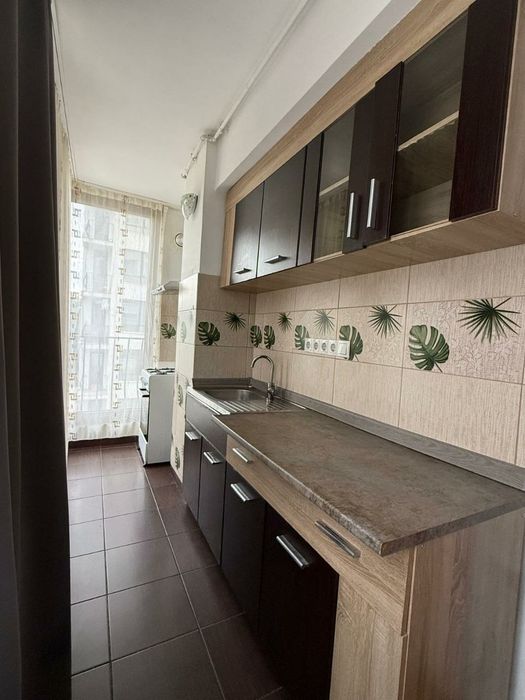 Închiriez apartament