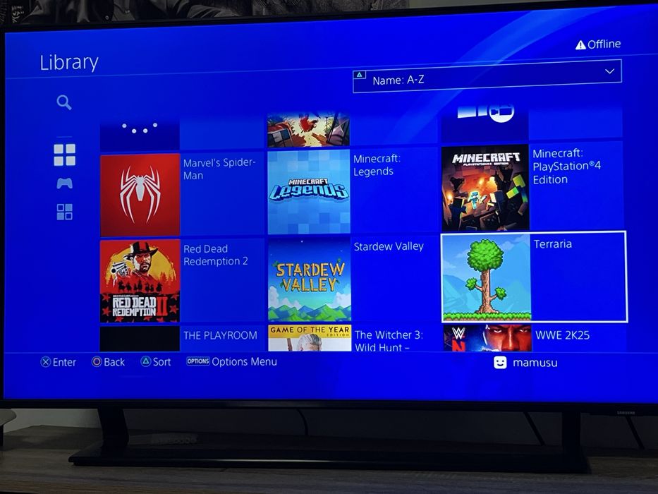 PS4 Slim Modat + 2 controllere