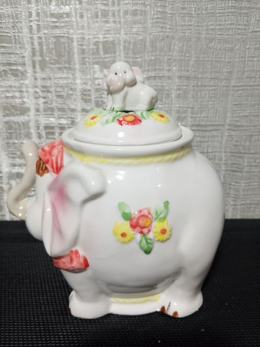 Сахарница "Слоник". Вазочка ЛФЗ. Чайная пара.