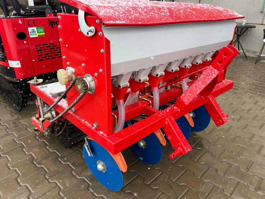 SKLP сеялки за слама/семена -  1 м , 7 реда (нова)