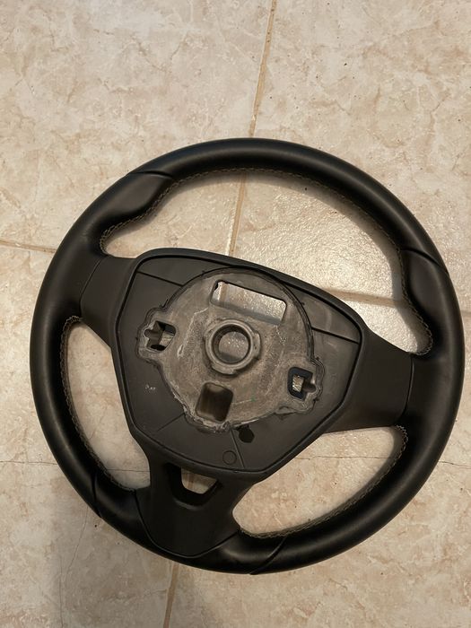 Волан опел сстра К