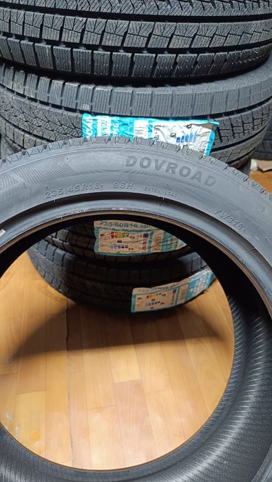 235/45R18  DOVROAD