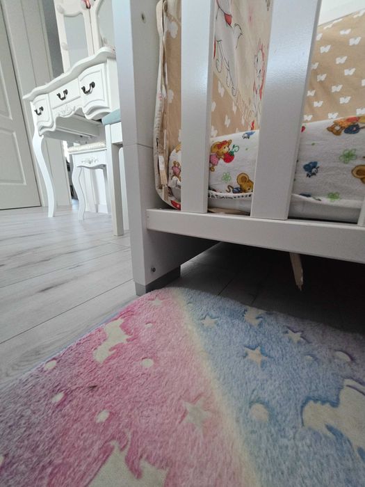 Vand patut de lemn dimensiunea 90x70. Prezinta putine urme de uzura.