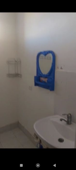 2 xonali kvartira sotiladi