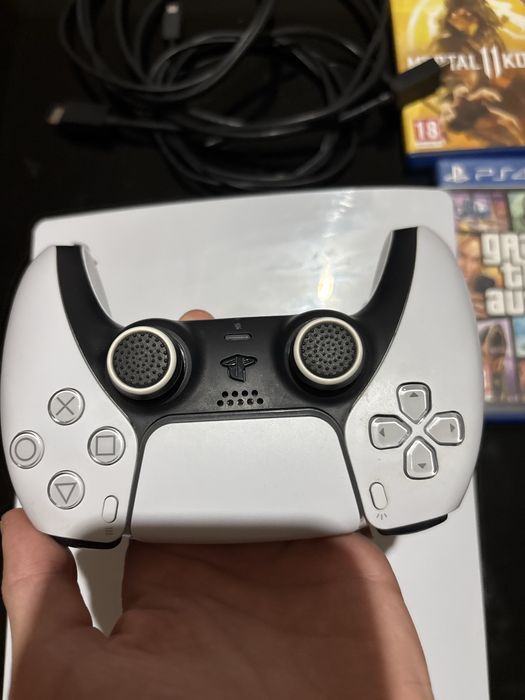 Продава се PlayStation