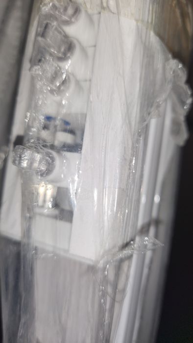 Чисто нови вертикални щори с метални корнизи пълен комплект