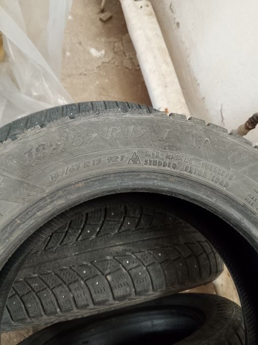 Продам шины зимние б/у
