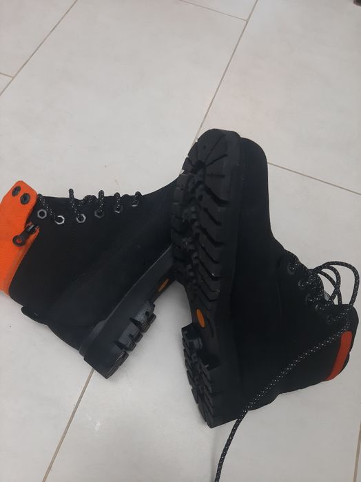 Vând Ghete Timberland Impermeabile Black Orange