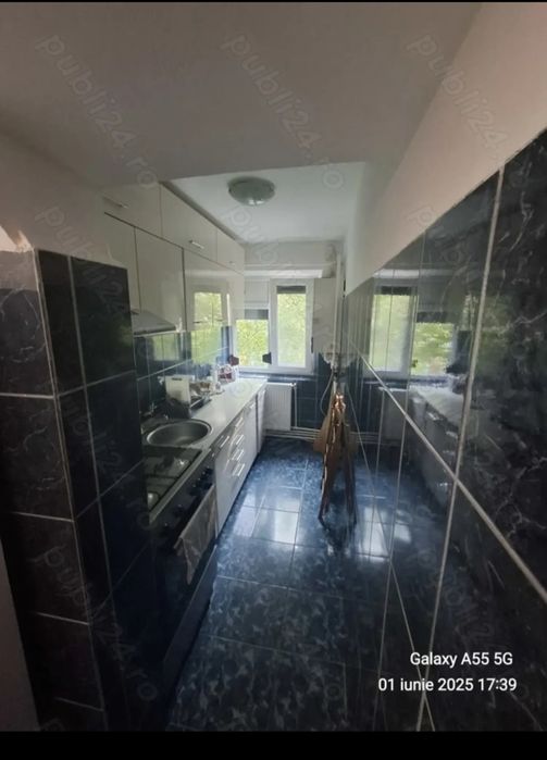 Apartament 2camere de vânzare.
