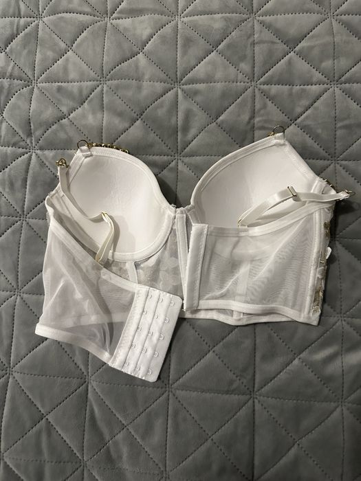 Top cu bretele reglabile