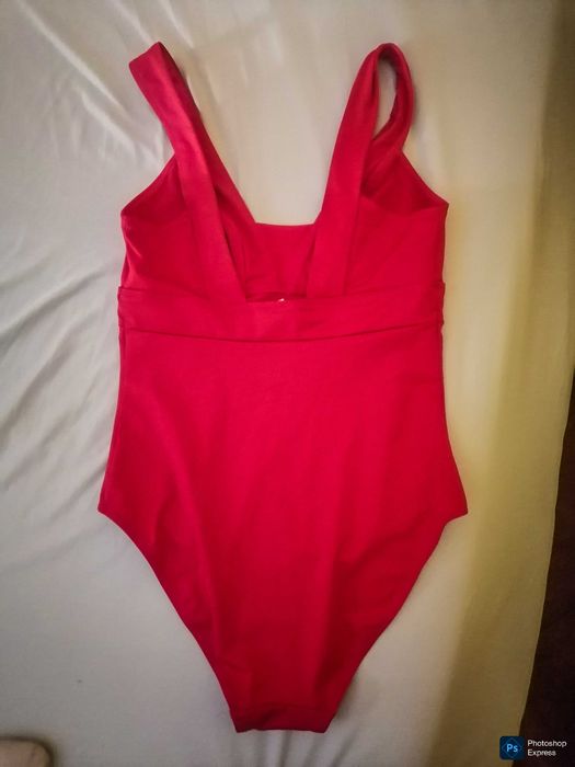 2 чифта бански костюми