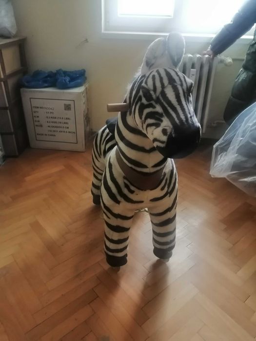 Продавам детски кончета